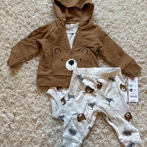 NWT 3M Carters Set